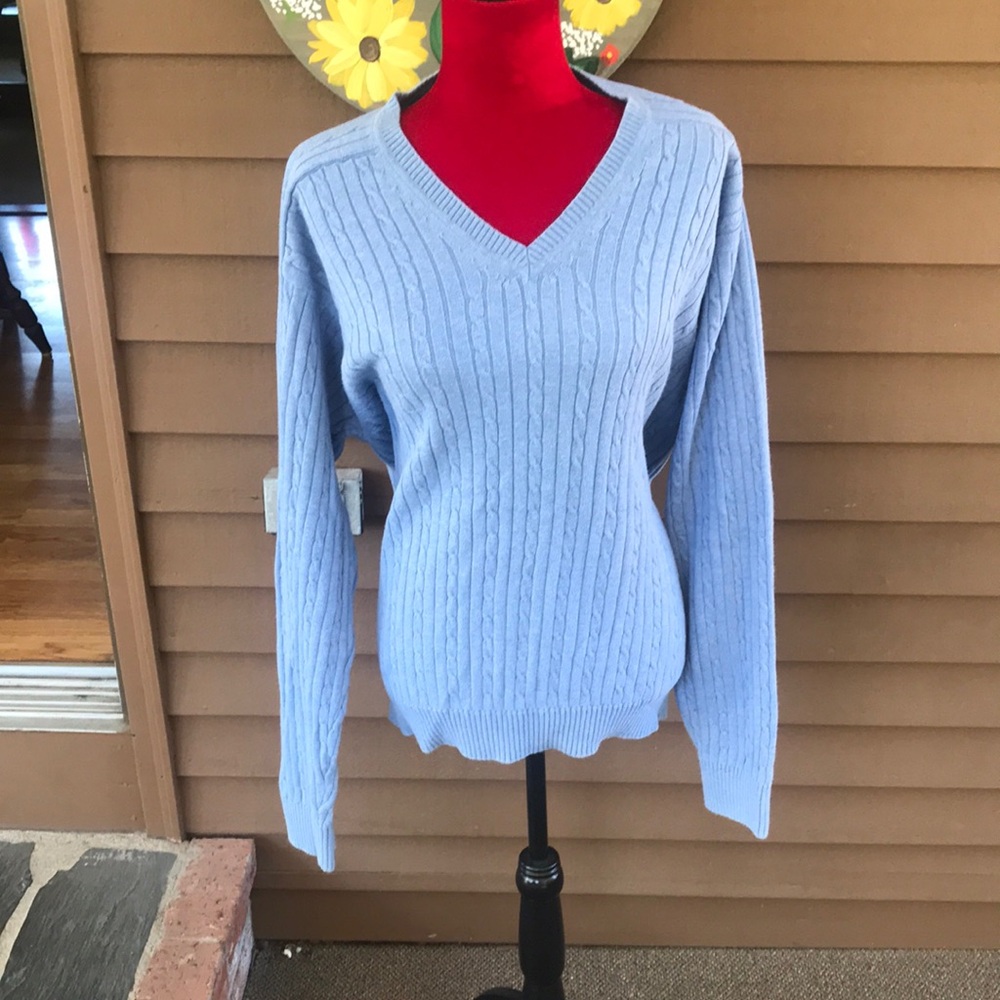 Izod Blue V-Neck Sweater with Cable Knit Design